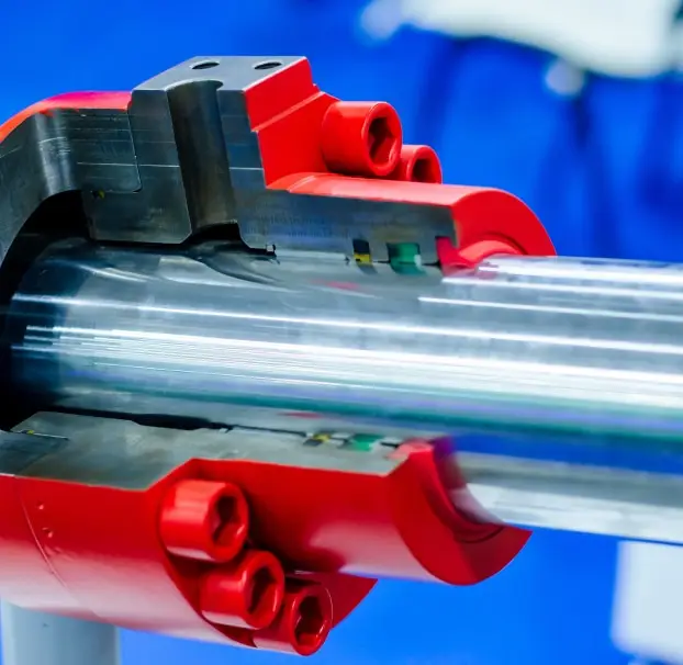 Hydraulic Cylinder iStock-1354432871